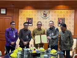 Walikota Jaya Negara Tanda Tangani Perjanjian MoU Sister City Dengan Kota Piraeus