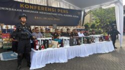 Bea Cukai dan BAIS TNI Bongkar 19 Ribu Botol Miras Berpita Cukai Palsu di Bali, Nilainya Rp12,55 Miliar**