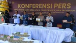 Bea Cukai dan Polres Bandara Ngurah Rai Gagalkan Penyelundupan 10 Kilogram Ganja, Dua WN India Ditangkap