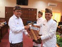 Sutjidra Targetkan Kenaikan 10 Persen bagi Perumda Tirta Hita, Fokus Tekan Kebocoran dan Peremajaan Pipa Tua