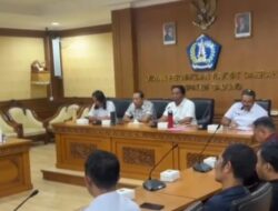 Ketua DPRD Badung Pimpin Rapat Penyusunan Pengurus FPRB Periode 2026-2030