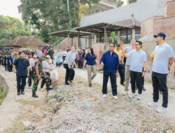 Wakil Ketua III DPRD Badung dampingi Bupati Badung Bersama Wakil Bupati Badung Pimpin Aksi Bersih di Area Puspem Badung