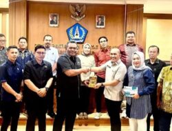 Perkuat Kemandirian Keuangan Daerah, I Wayan Regep Terima Konsultasi DPRD Konawe Selatan